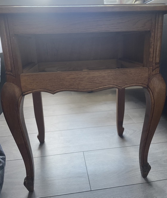 Comodino in rovere massello, tavolino laterale, stile classico Luigi XV – Comodini, Metal, Wood (photo 6 of 9)