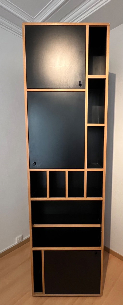 Drehbares Bücherregal