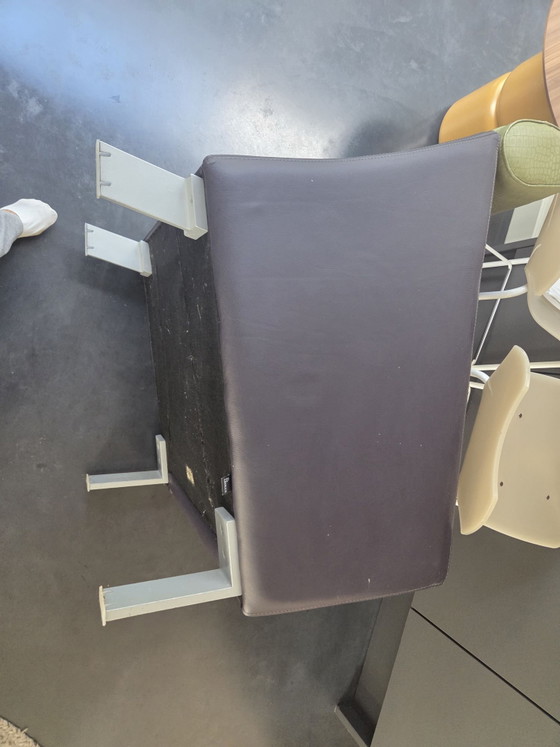 Leolux vintage leather Armchairs 2x – Metal (photo 2 of 8)