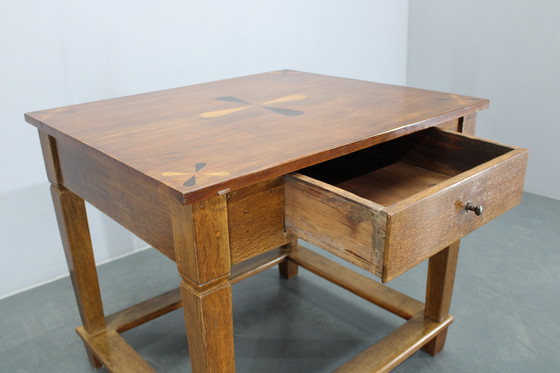 Image 1 of Gerestaureerde antieke eiken tafel uit 1930, Tsjecho-Slowakije