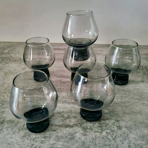 Set Of 6 Midcentury Crystal Cognac Glasses With Solid Smoke Glass Base