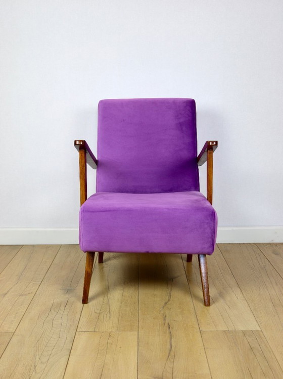 Image 1 of Vintage loft fauteuil van paars fluweel - 2 stuks beschikbaar