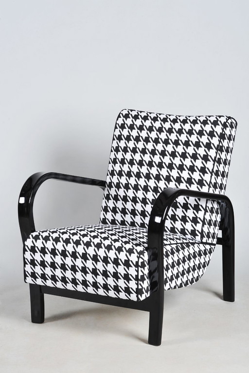 Gerestaureerde Art Deco fauteuil, door Koželka en Kropáček, beukenhout, Tsjechisch, jaren dertig – Textile, Wood