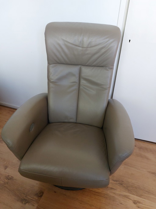 Silla alta beige Hukla