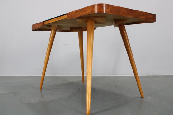 Image 1 of Tavolino da caffè in faggio con piano in vetro opalino, anni '60, Cecoslovacchia