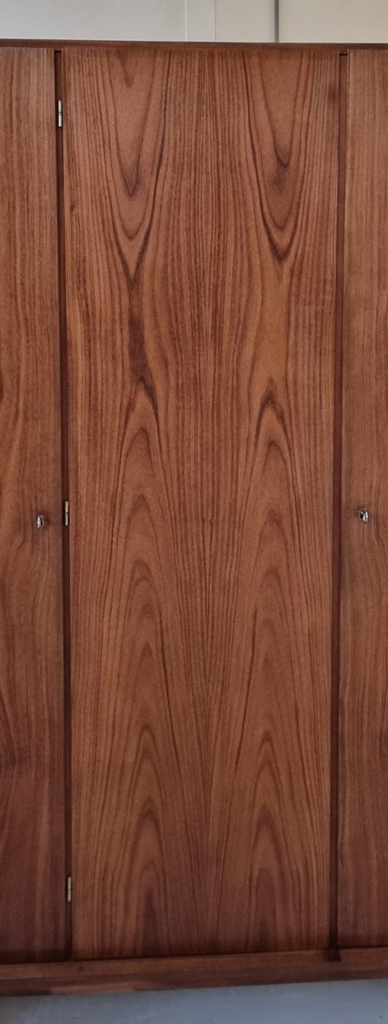 Image 1 of Mid Century kast