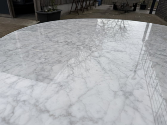 Image 1 of Original marble round Knoll Tulip dining table (120cm)