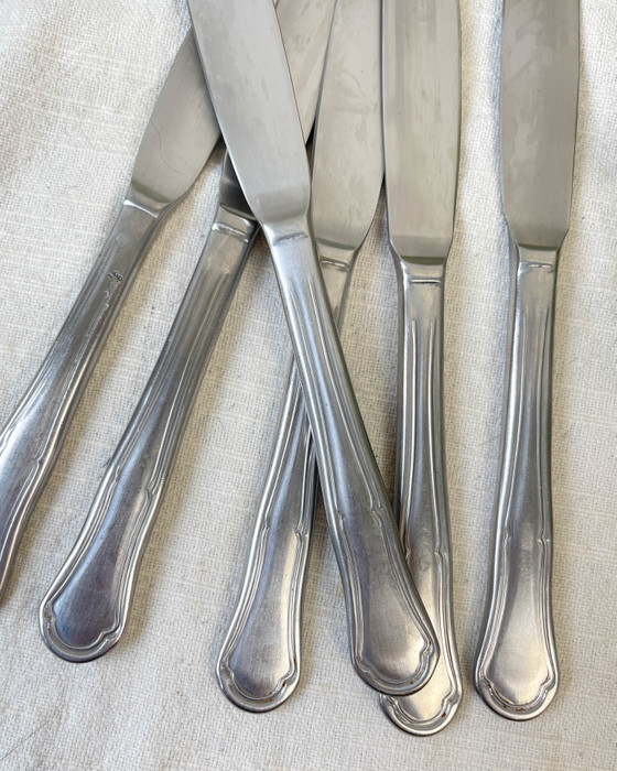 6 Vintage Stainless Steel Knives Made in France – Table accessories (photo 2 of 8)