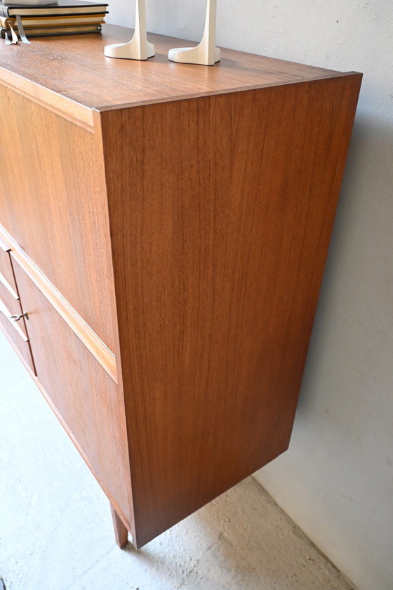 Credenza/mobile alto in teak vintage, design danese anni '60 – Credenze alte, Wood (photo 6 of 15)