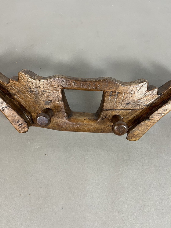 Image 1 of Appendiabiti d'epoca con giogo, molto patinato