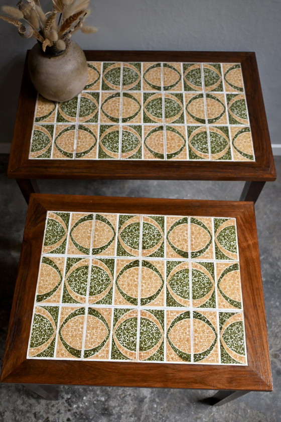 Image 1 of Set van 2 Deens Design Nesttafels Mimiset met Tegeltableau ingelegd