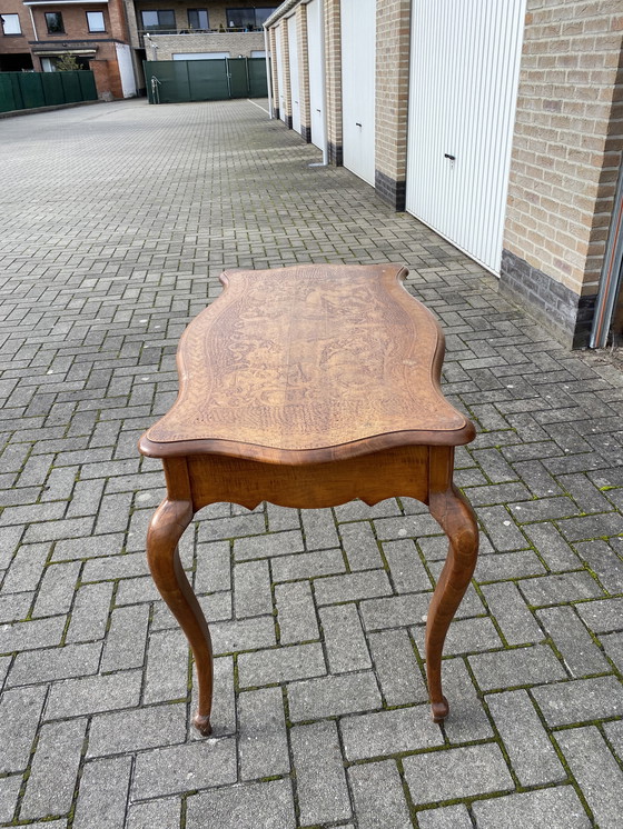 Image 1 of Hermosa mesa auxiliar