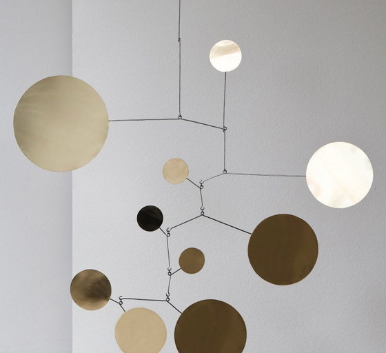 Image 1 of Grote mobiele sculptuur in messing Space Age