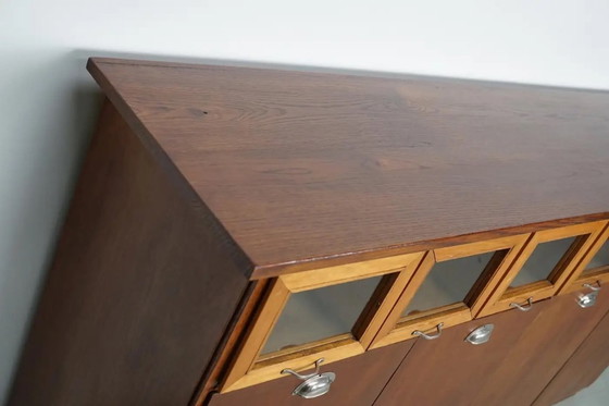 Image 1 of Vintage Nederlandse beuken- en eikenhouten fourniturenkast / graankast, jaren 1950