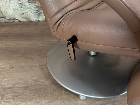 Jori Yoga – Poltrone, Leather, Metal (photo 13 of 18)