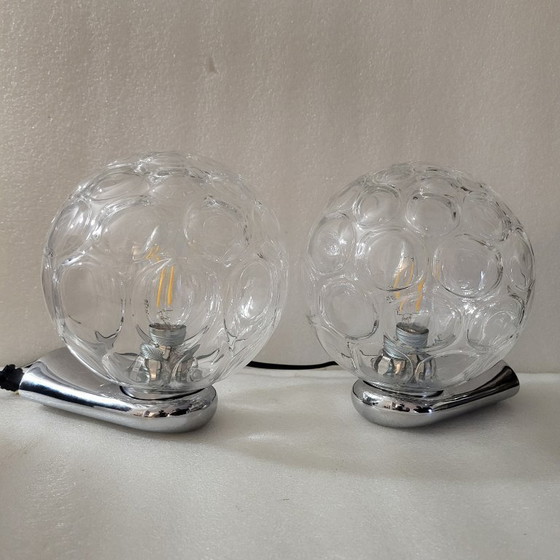 Image 1 of 2 applique da parete in stile space age, con struttura a bolla e acciaio cromato, risalenti agli anni '60 e '70.