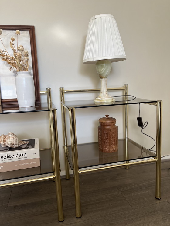 Image 1 of Tables de chevet vintage en laiton doré