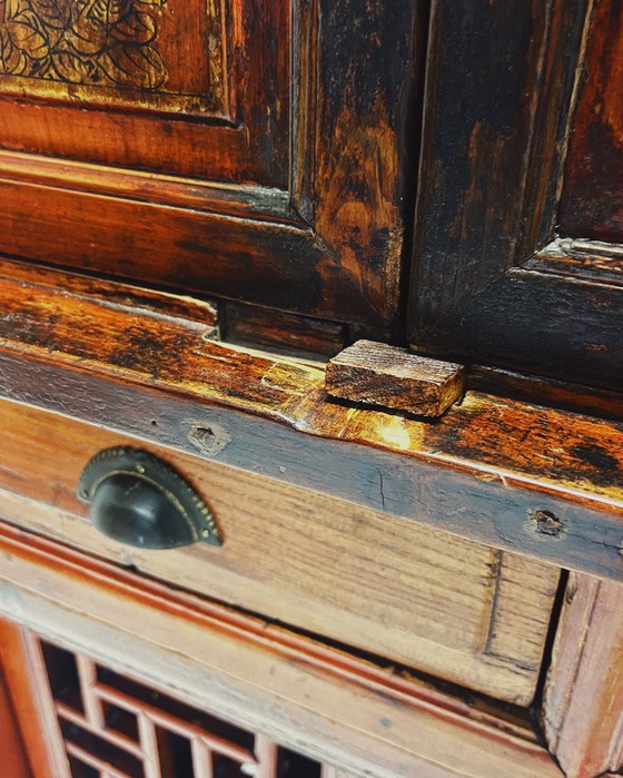 Image 1 of Armario de madera chino antiguo