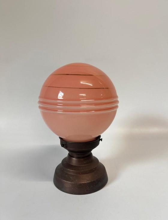 Image 1 of Zacht roze plafonnière met gouden cirkels koperen armatuur