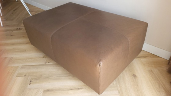 Pouf in pelle marrone Eyye, tipo Cella – Poggiapiedi e pouf (photo 3 of 8)