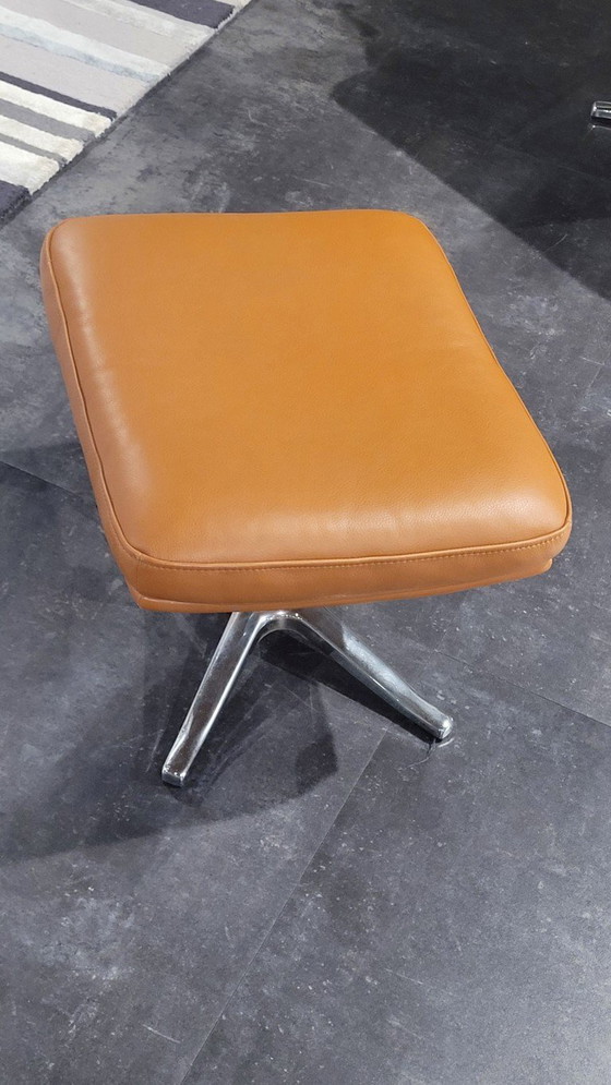 Fauteuil Odense + Poef – Berg Furniture, Sessel (photo 7 of 9)