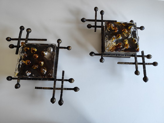 Image 1 of Pair of Brutalist wall lamps – Tom Ahlström & Hans Ehrlich – Murano glass & wrought iron – 1960s