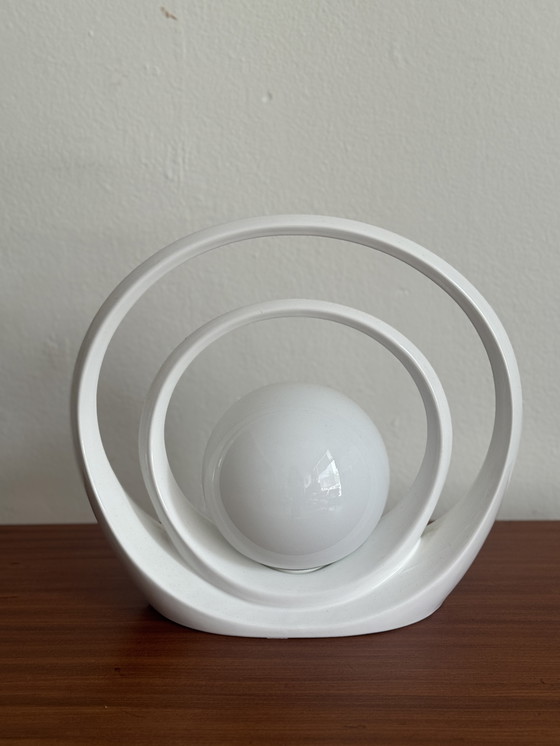 Image 1 of Vintage halo lampje van witte keramiek