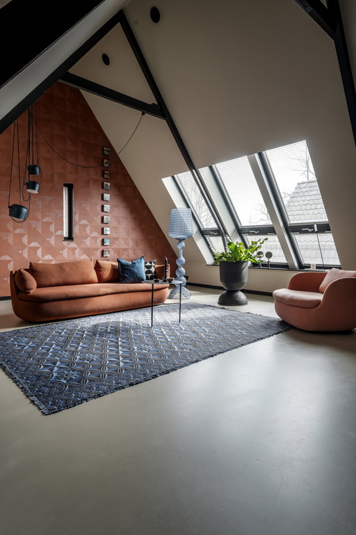 Design sofa Moooi Bart - Terracotta, 3-seater, softly padded and elegant