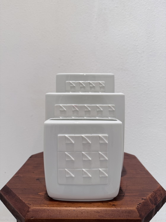 Vintage Hutschenreuther Porcelain Relief Vases – Set of 3 – Top Condition – Hütschenreuter (photo 8 of 11)