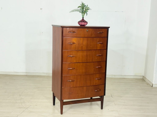 Commode danoise style milieu du XXe siècle / Lavabo / Armoire à linge / Meuble vintage