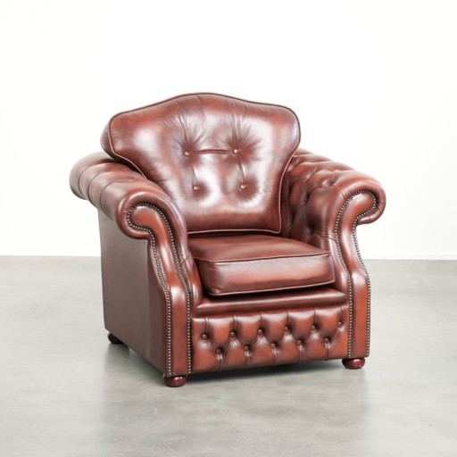 Brauner Chesterfield Sessel aus Rindsleder in einzigartigem Design mit Ziernägeln