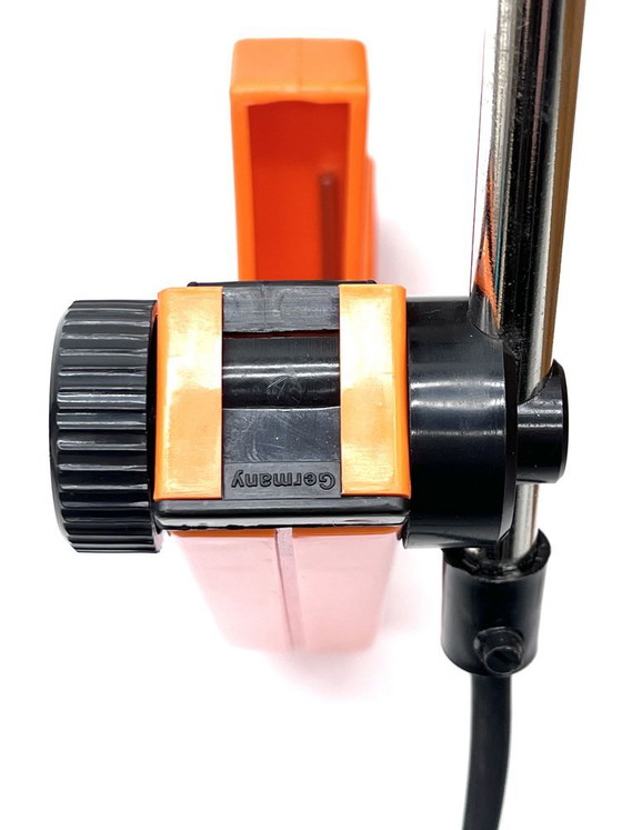 Image 1 of 2 vintage oranje cliplampen van REVUE, 1970