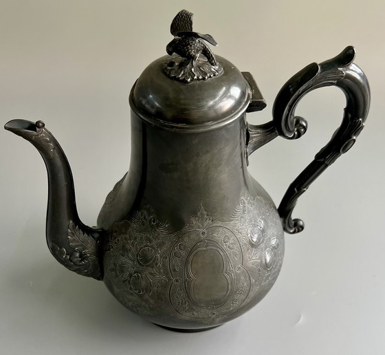 Image 1 of Antiguo juego de peltre con cuenco y jarra, finamente grabado, alrededor del siglo XIX.