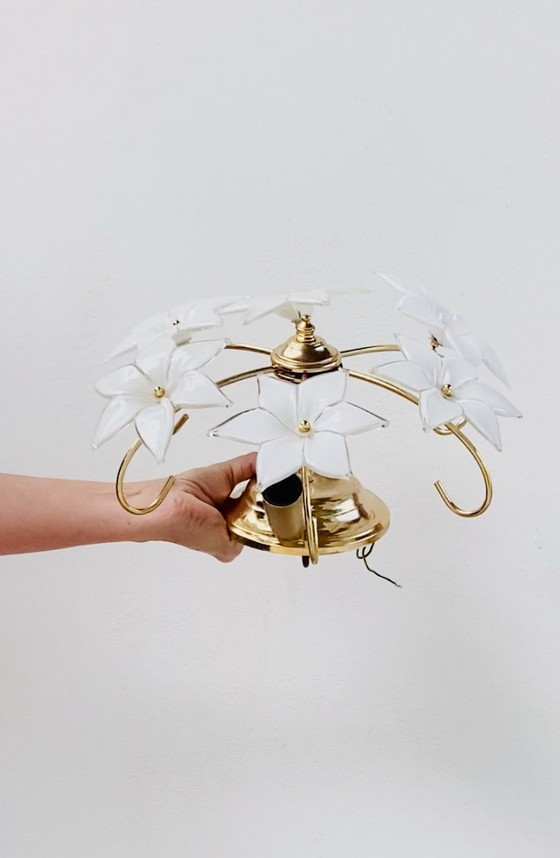 Vintage Italian Murano Floral Ceiling Light, 6 White Hand-Blown Glass Flowers, Metal (photo 4 of 8)