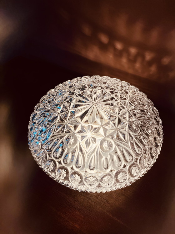 Image 1 of plafond de bulle des années soixante-dix