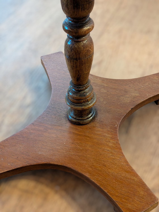 Image 1 of Tavolino ovale vintage