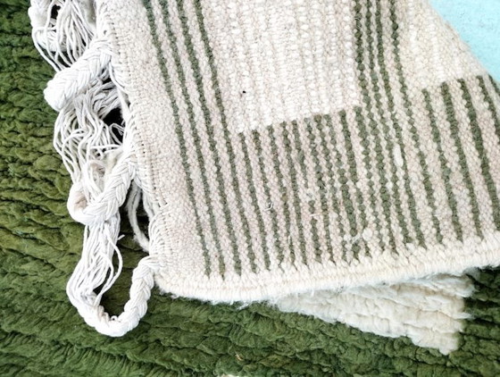 Handgemaakt vloerkleed van puur wol, groen en wit, 1,5/2,5 m – Aime Té, Vloerkleden en tapijten, Wool (photo 6 of 10)