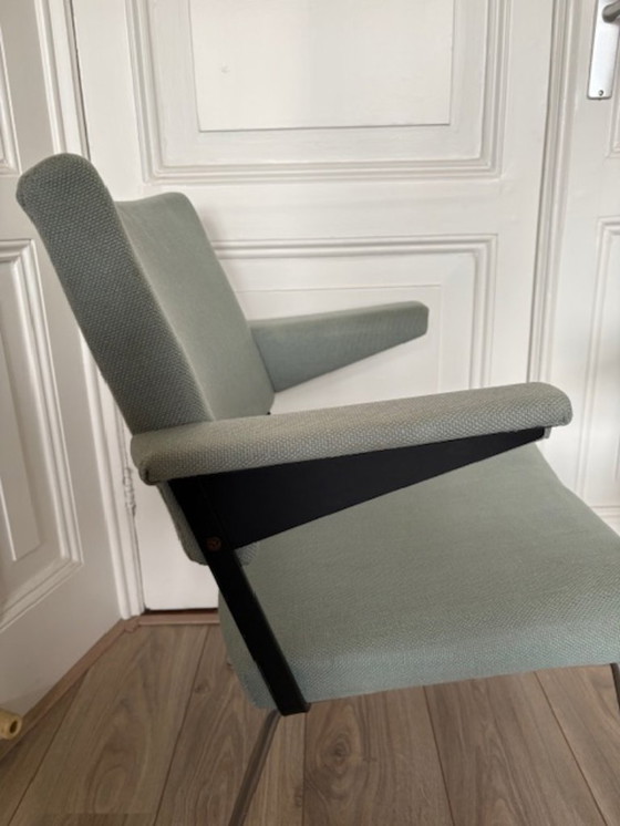 Image 1 of Gispen 1265 lounge armchairs – set of 2 – Rietveld/Cordemeyer – mint green