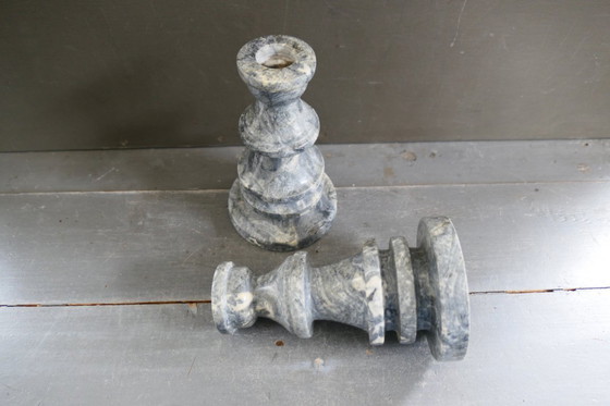 Image 1 of Antikes Kerzenständer-Set aus grauem Marmor