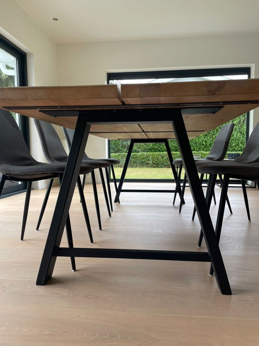 Eettafel binnen - Vincent Sheppard