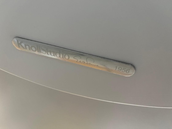 Image 1 of Knoll Saarin Tisch