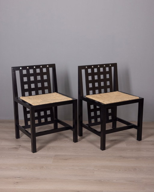 PAR DE SILLAS VINTAGE DE LA DÉCADA DE 1970, MODELO D.S.3, DISEÑADAS POR C.R. MACKINTOSH PARA CASSINA