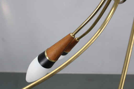 Image 1 of Lustre en laiton et teck en verre opalin Rupert Nikoll, Autriche, années 1960