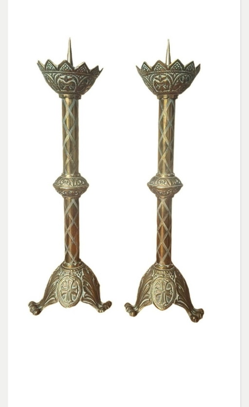 Prachtige Antieke Neogotische Kerkkandelaars – decoratieve objecten, Brass, Bronze