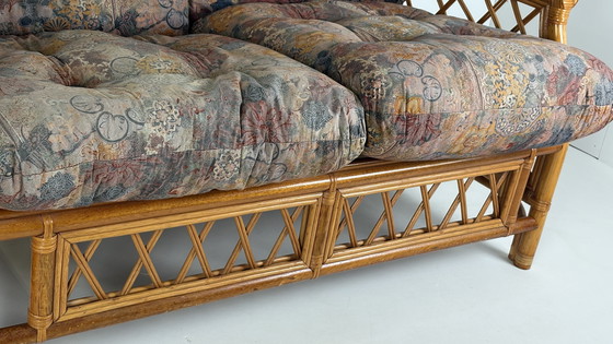 Image 1 of Canapé deux places original vintage tropical chic en bambou et rotin