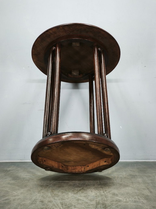 Josef Hoffmann Fledermaus gebogen houten tafel, toegeschreven aan J&J Kohn, circa 1905