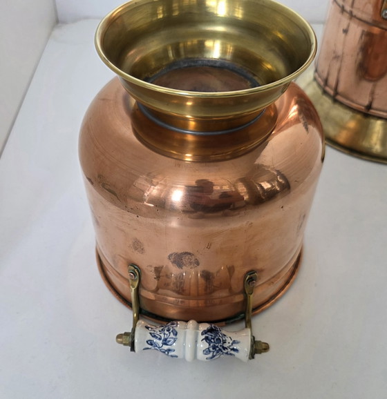 Vintage Nederlandse paraplubak en plantenbakset van koper en messing - Delftsblauwe handgrepen – Copper (photo 7 of 12)