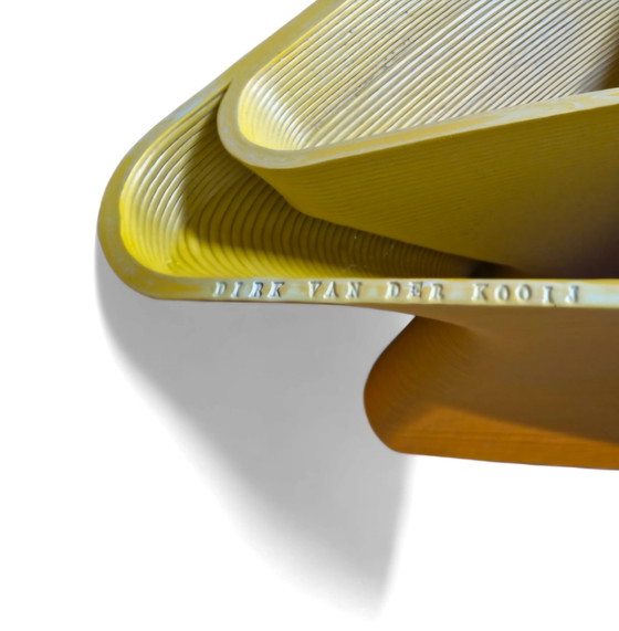 Endless Flow Rocking Chair / Endless Chair / 2010/11
Yellow first edition / MoMA Museum / Stedelijk Museum / (photo 2 of 11)