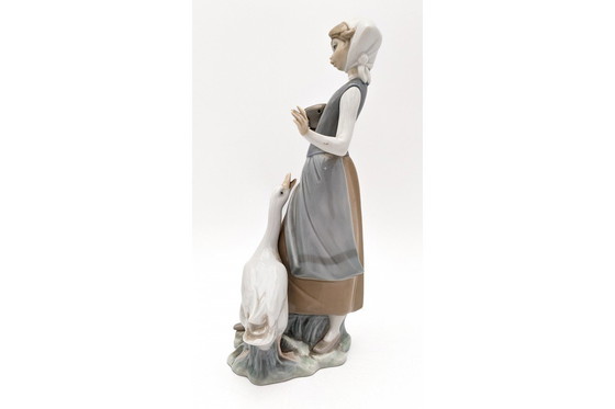 Image 1 of Figurita de porcelana de Lladro, España.