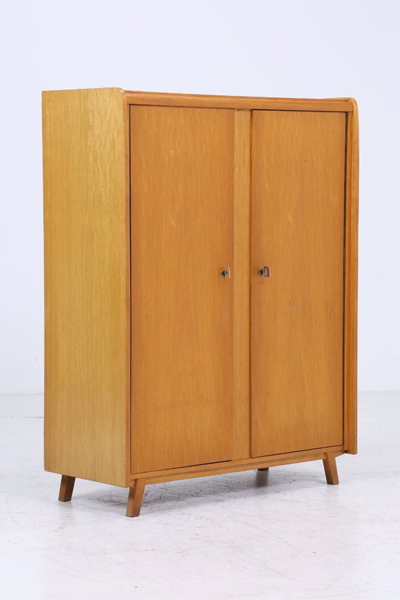 Image 1 of Armoire à linge vintage de Wilhelm Höltkemeyer années 60 | Mid Century Armoire à compartiments en bois Rangement rétro #05-88